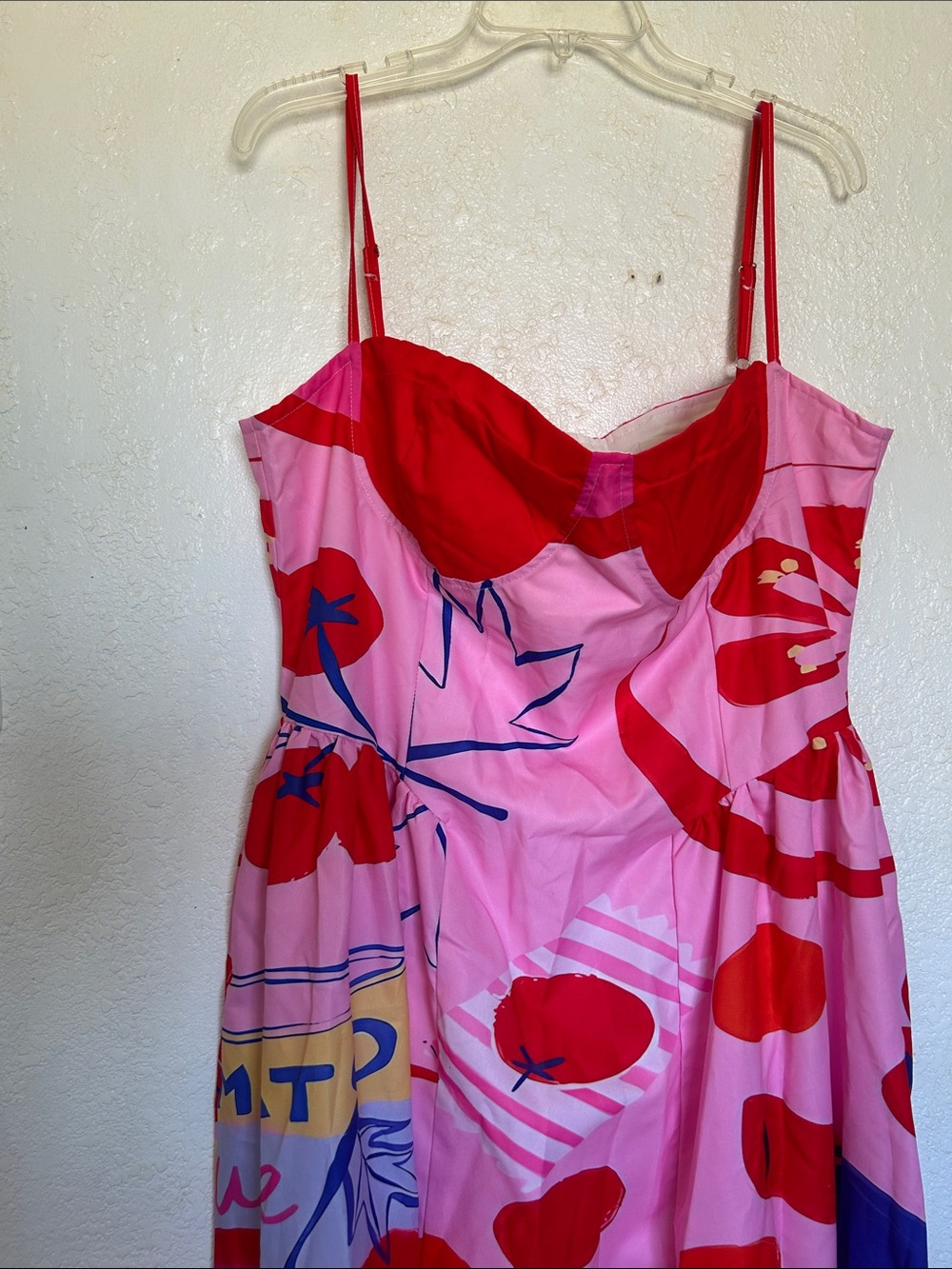 Colorful Pink & Red Printed 3X Sundress side pockets. - Picture 5 of 10